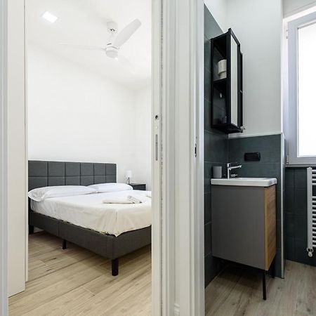 Tommaseo Seaside Apartments Naples Exterior photo