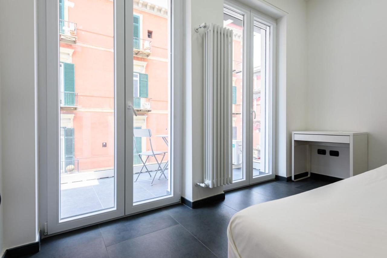 Tommaseo Seaside Apartments Naples Exterior photo