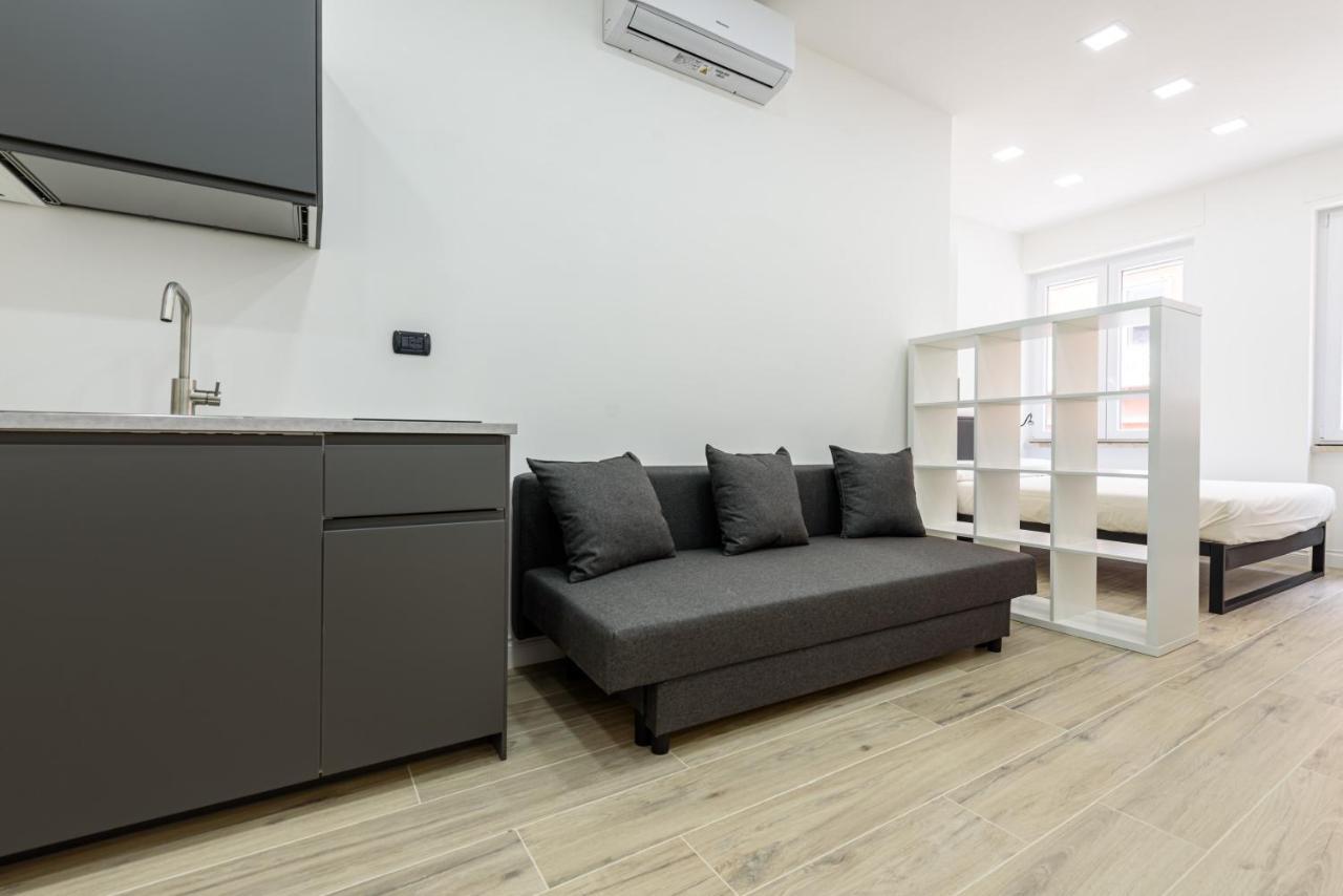 Tommaseo Seaside Apartments Naples Exterior photo